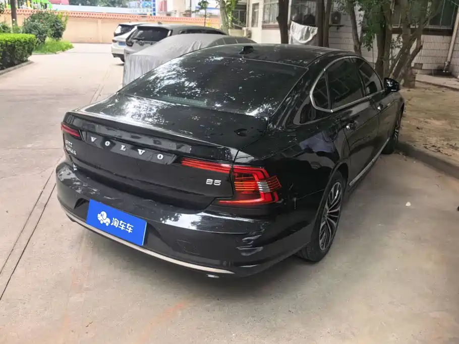 Volvo S90 — миниатюра 3