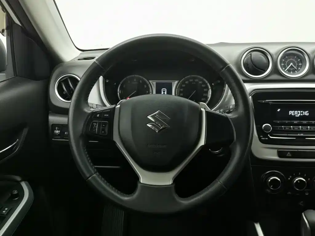 Suzuki Vitara — миниатюра 11