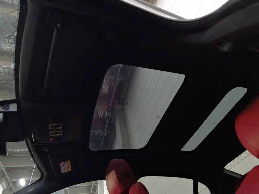 Jaguar XEL — миниатюра 14