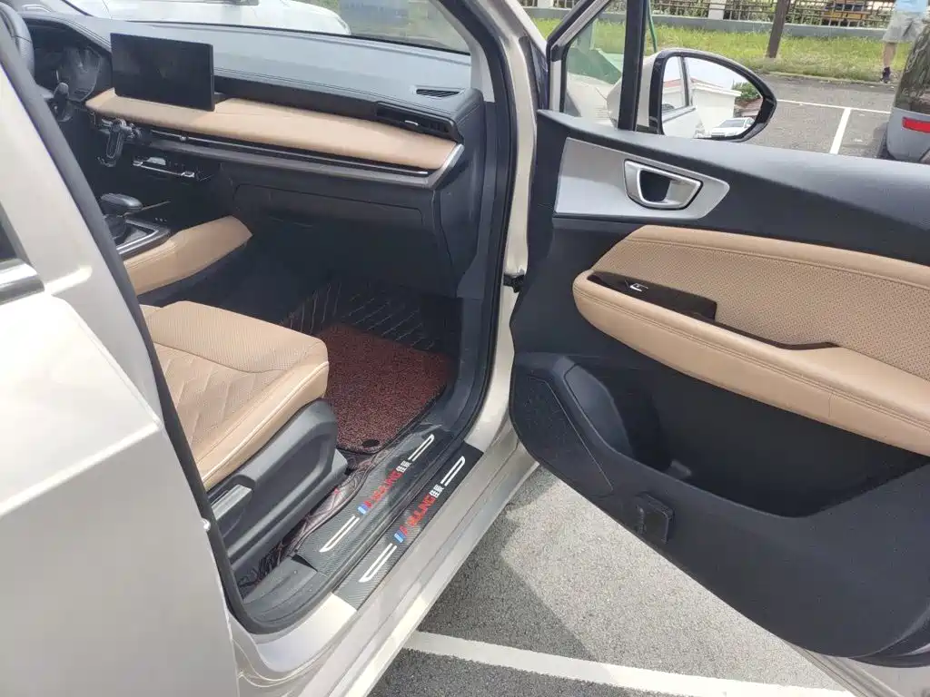 Wuling Jiachen — миниатюра 21