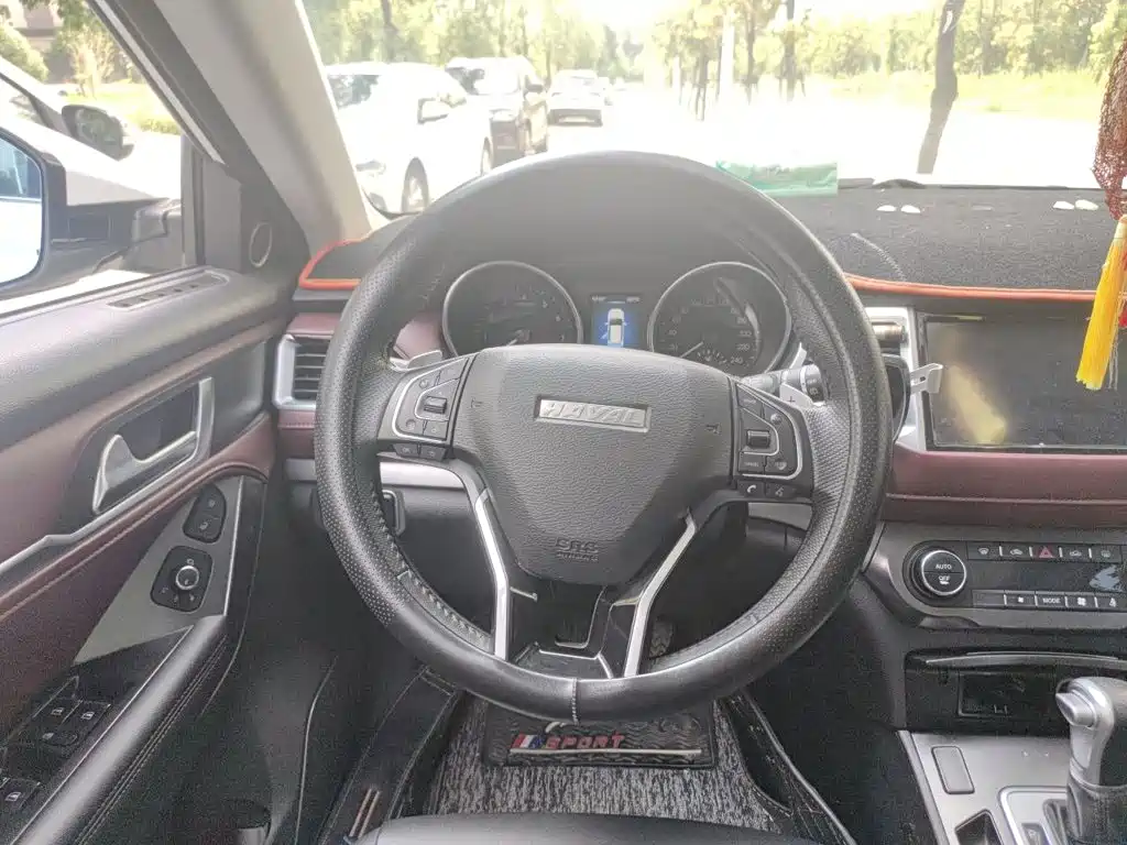Haval H6 Coupe — миниатюра 6