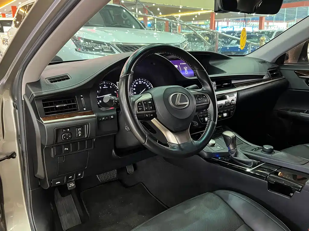 Lexus ES 2015 250 Elegant