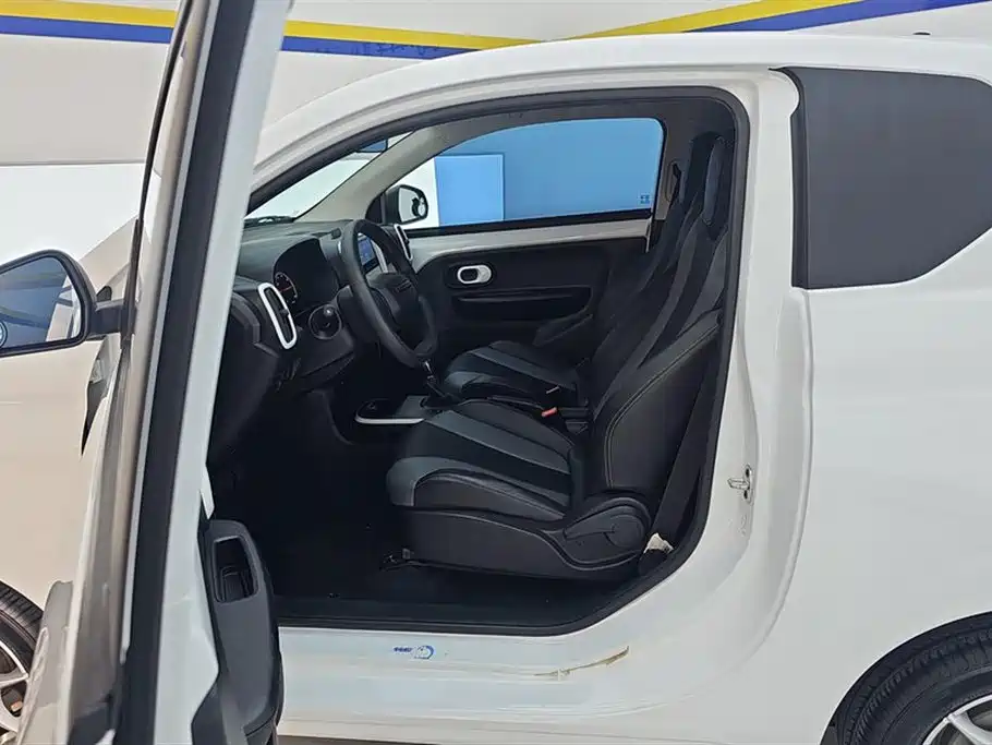 Roewe Clever 2022 311km