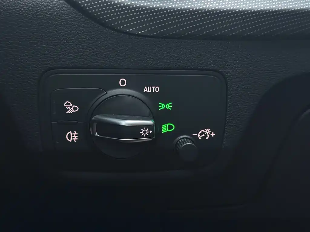 Audi Q2L 35 TFSI Fashion Dynamic Type, фото 14