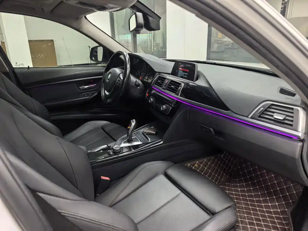 BMW 3 Series — миниатюра 15