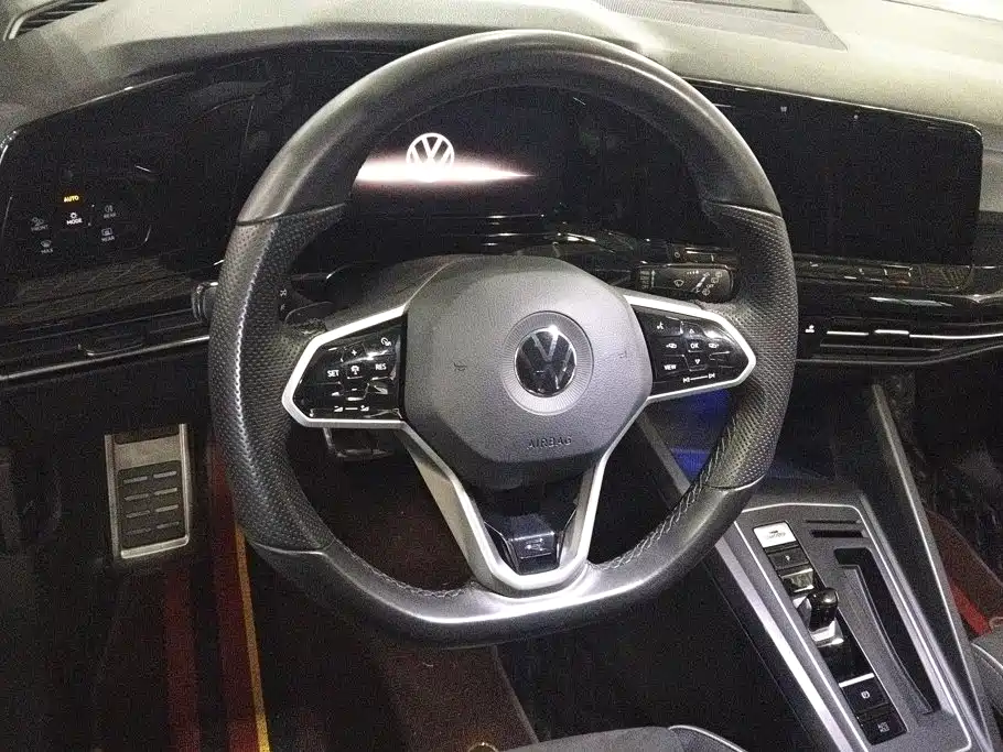 Volkswagen Golf — миниатюра 15