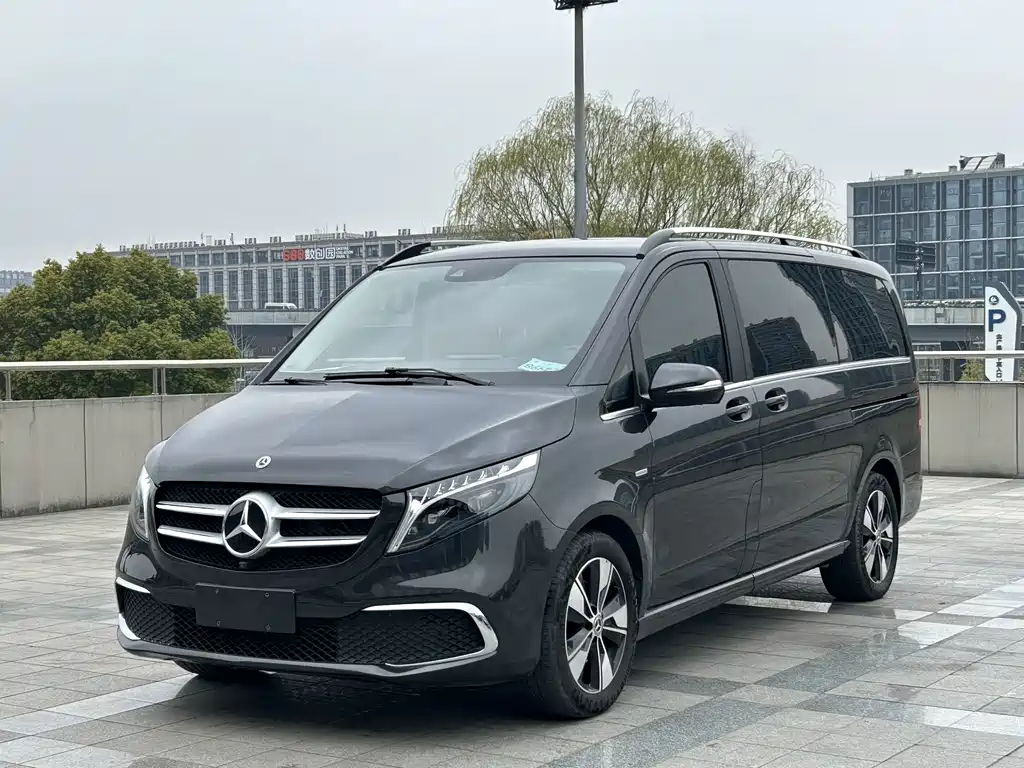 Mercedes-Benz V-Class 2023
