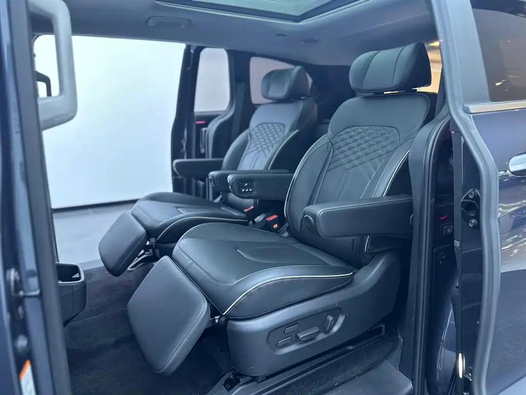Hyundai Custo — миниатюра 24