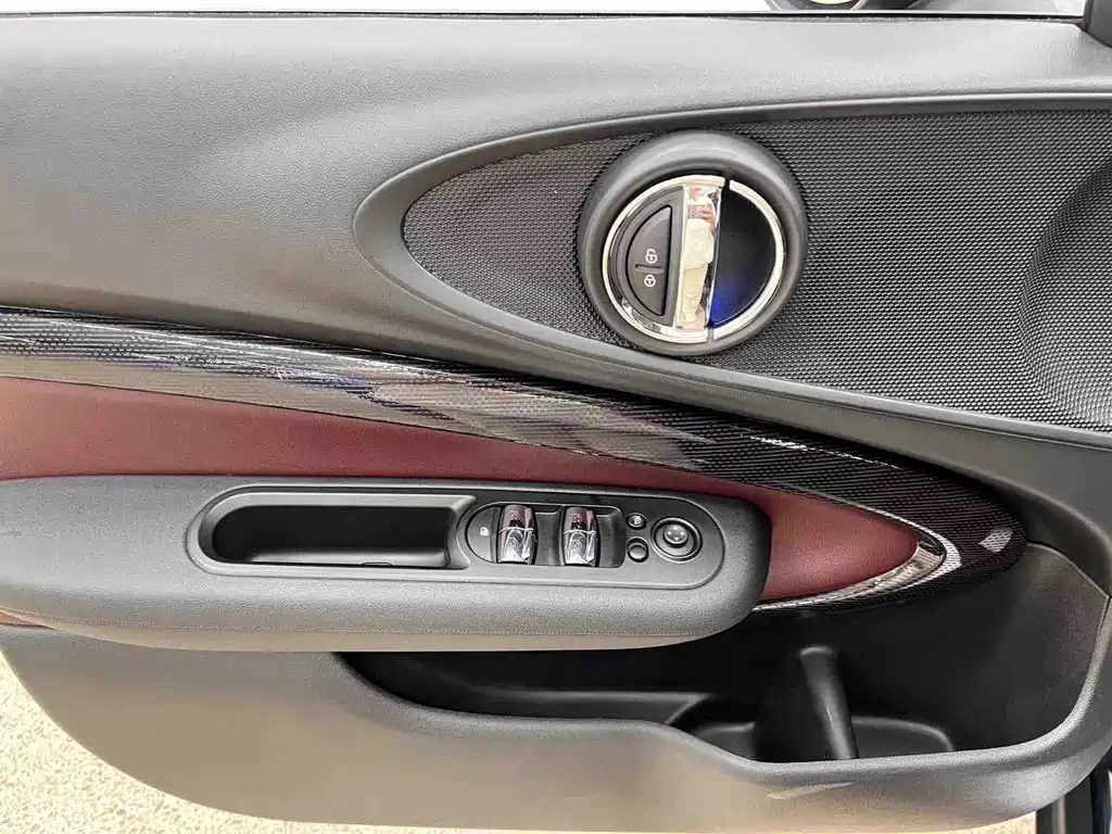 MINI Mini Clubman — миниатюра 11