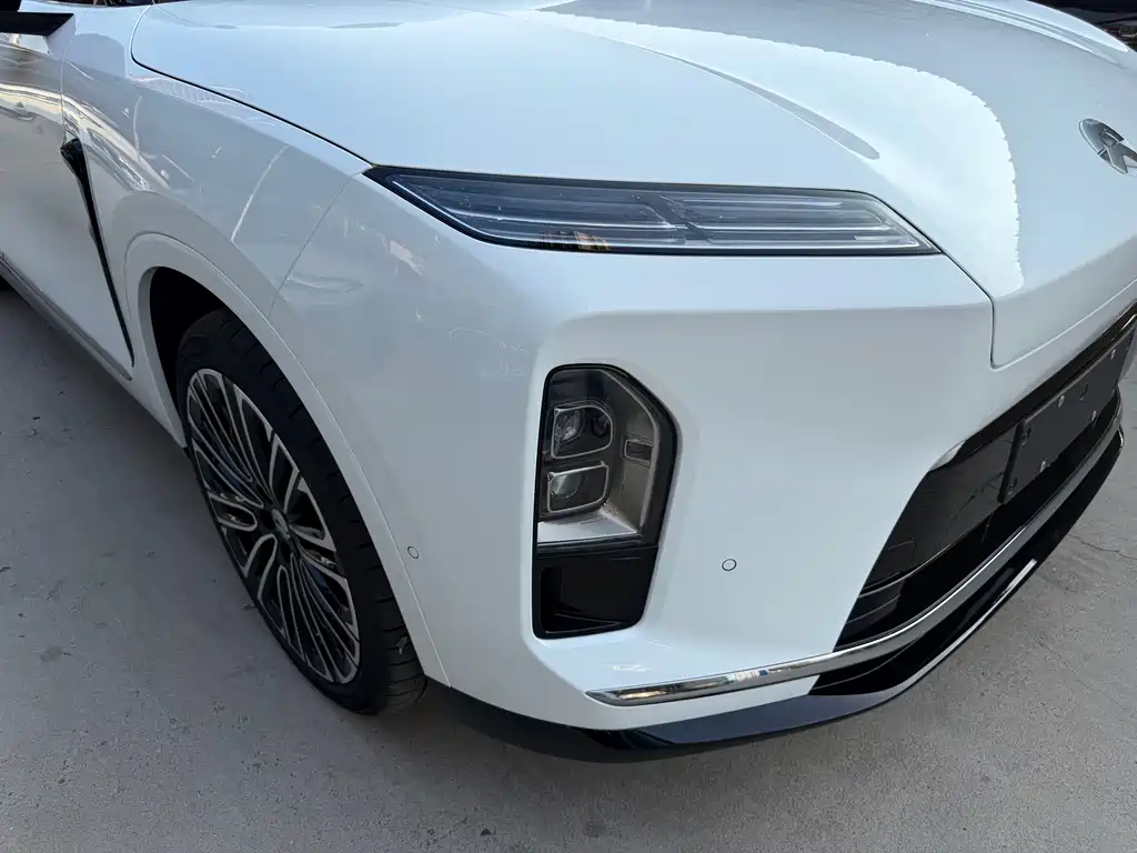 NIO ES8 — миниатюра 21