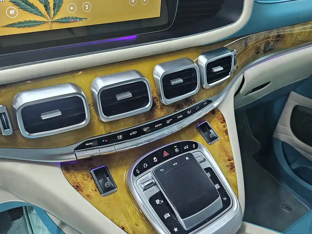 Mercedes-Benz Vito — миниатюра 10