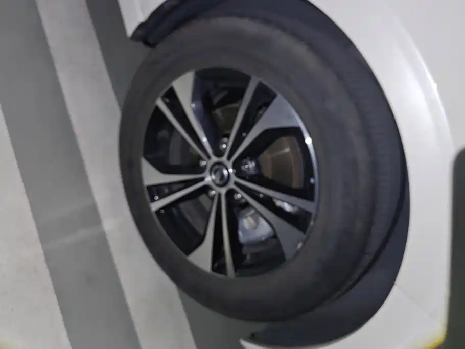 Nissan Sylphy — миниатюра 6