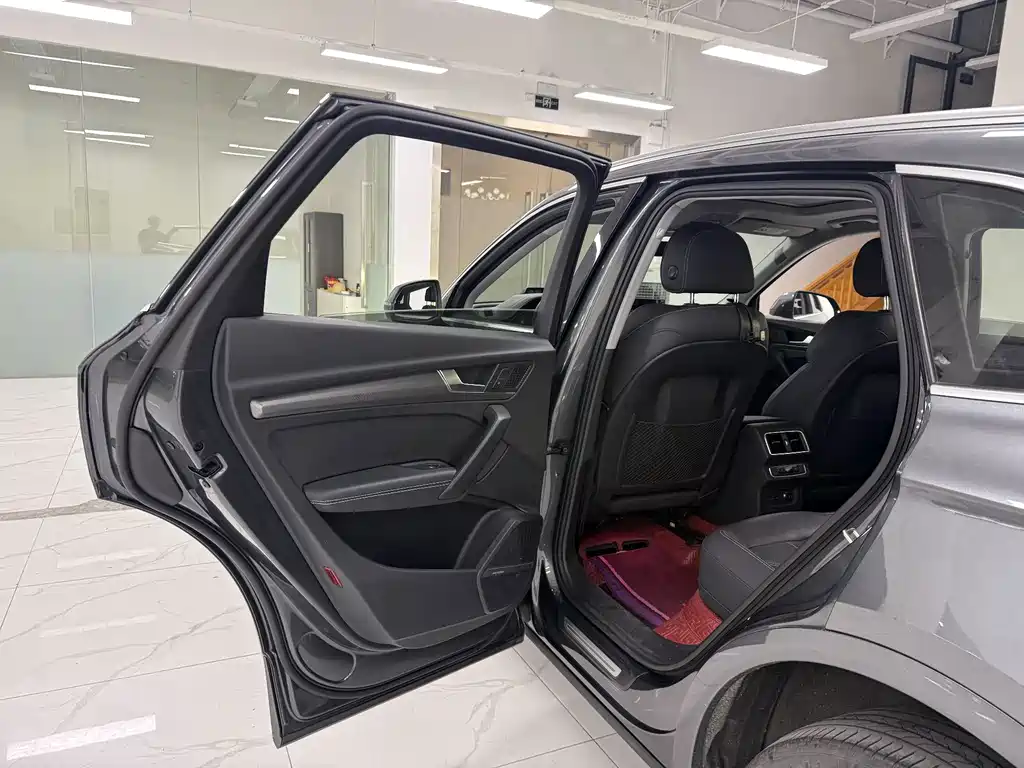 Audi Q5L — миниатюра 14