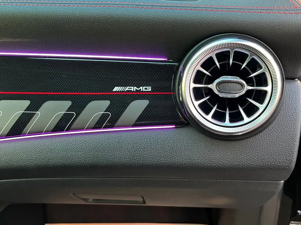 Mercedes-Benz GLA AMG — миниатюра 16
