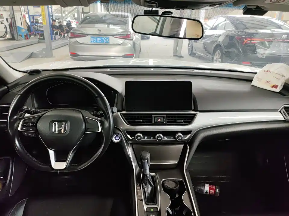 Honda Accord — миниатюра 3