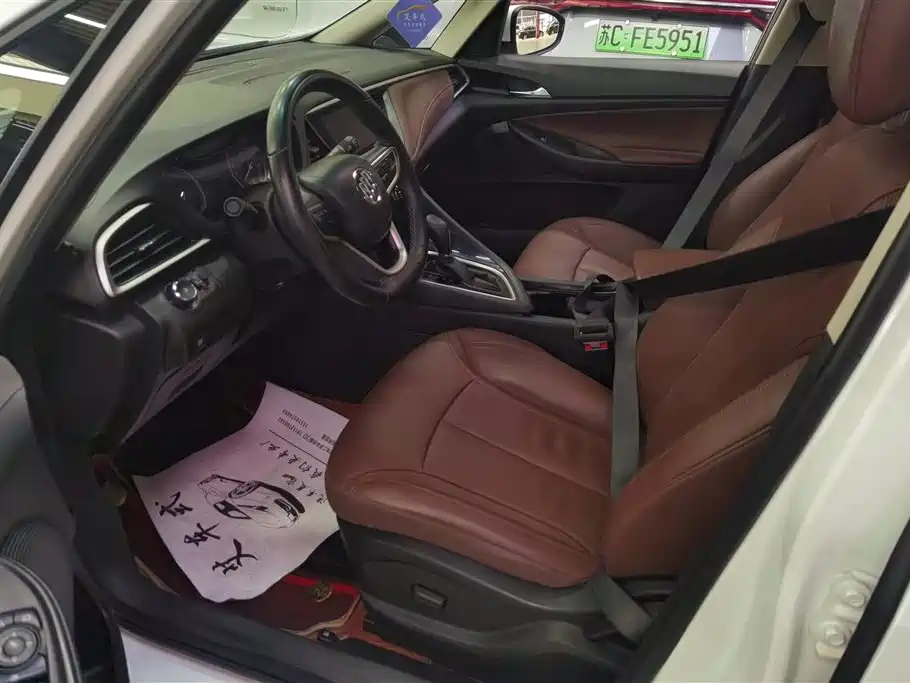 Buick GL6 2019 18T 6 мест Luxury V