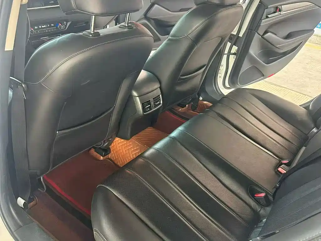 Mazda Atenza — миниатюра 9