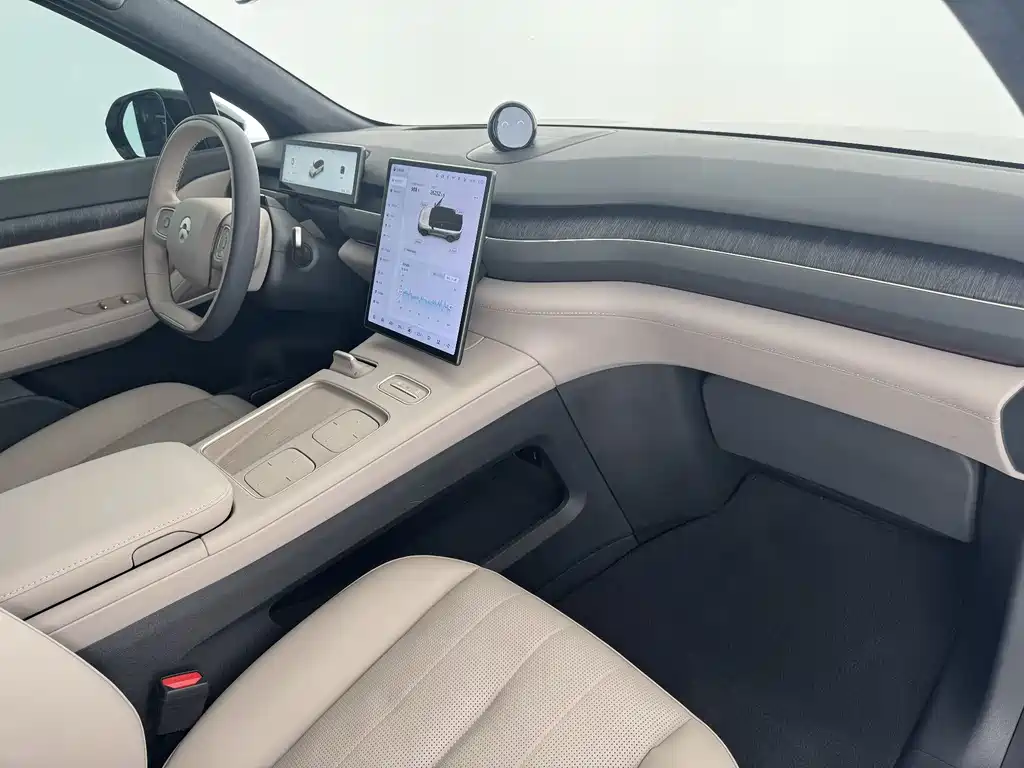 NIO ES8 2023 100kWh