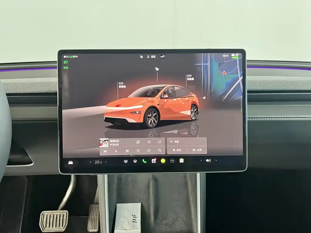 Tesla Model Y — миниатюра 24