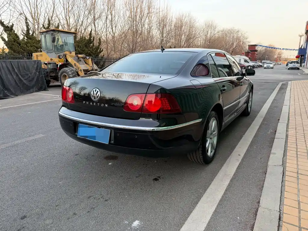 Volkswagen Phaeton — миниатюра 14