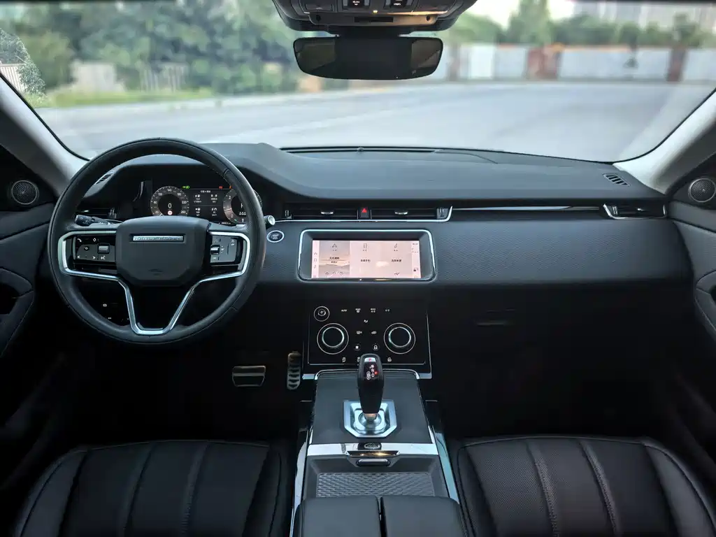 Land Rover Evoque — миниатюра 7