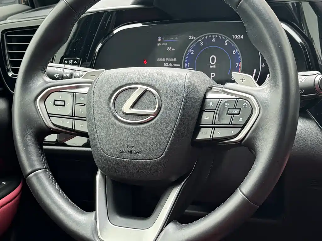 Lexus NX 2023 260