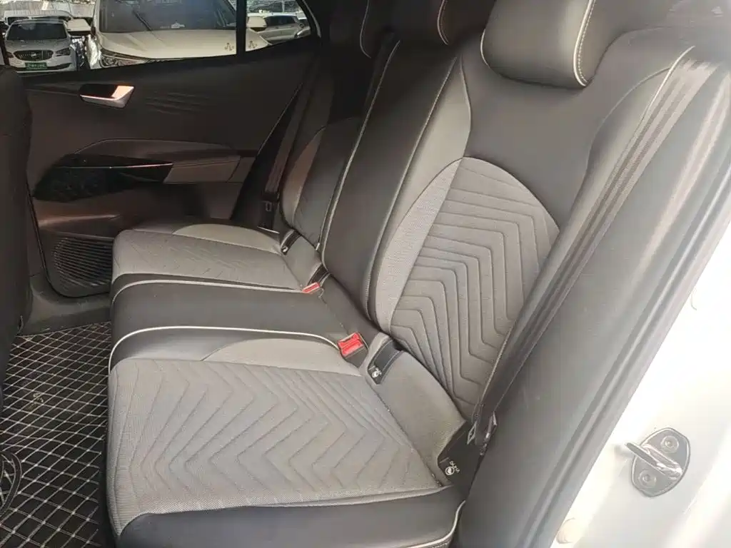 Volkswagen ID.3 — миниатюра 13