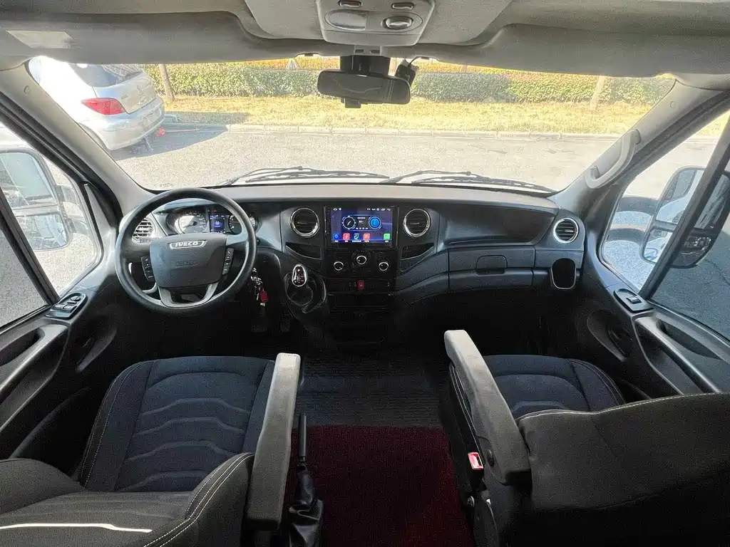 IVECO Ousheng — миниатюра 17