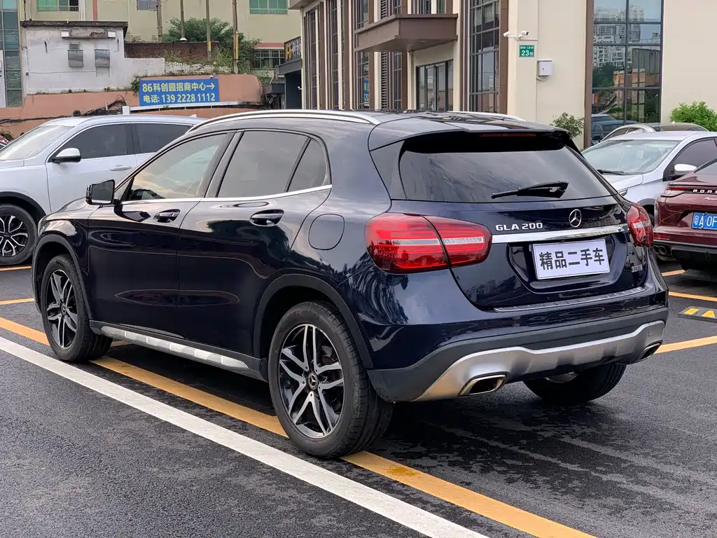 Mercedes-Benz GLA — миниатюра 6