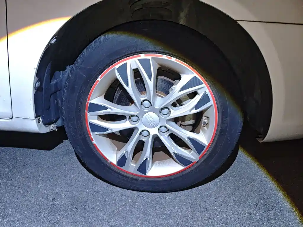 Geely Emgrand — миниатюра 24