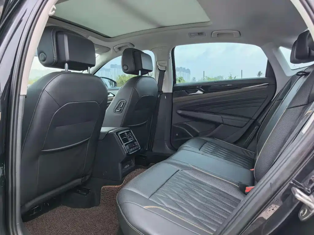 Volkswagen Passat — миниатюра 5