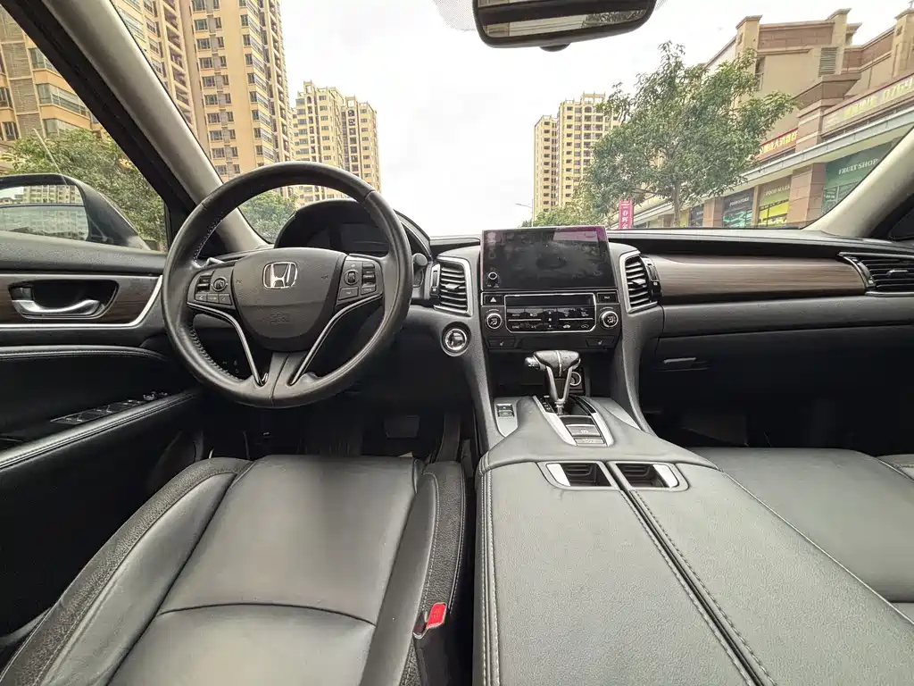 Honda Avancier — миниатюра 8