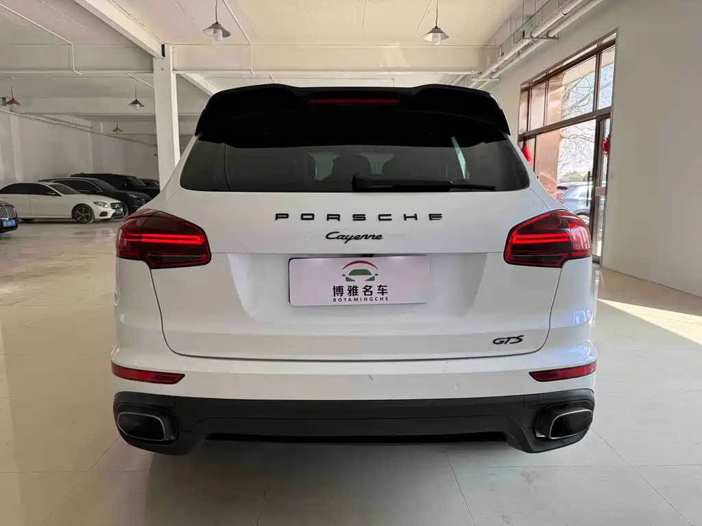 Porsche Cayenne 2014 Cayenne Platinum Edition 3.0T