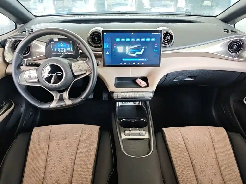BYD Dolphin — миниатюра 10