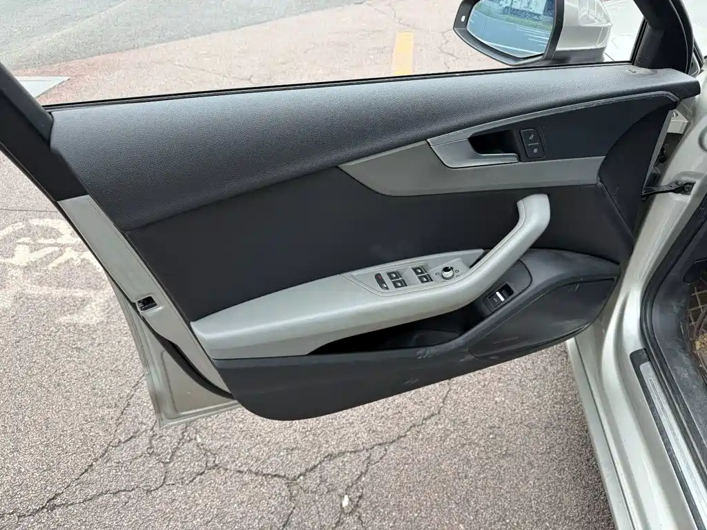 Audi A4L — миниатюра 6