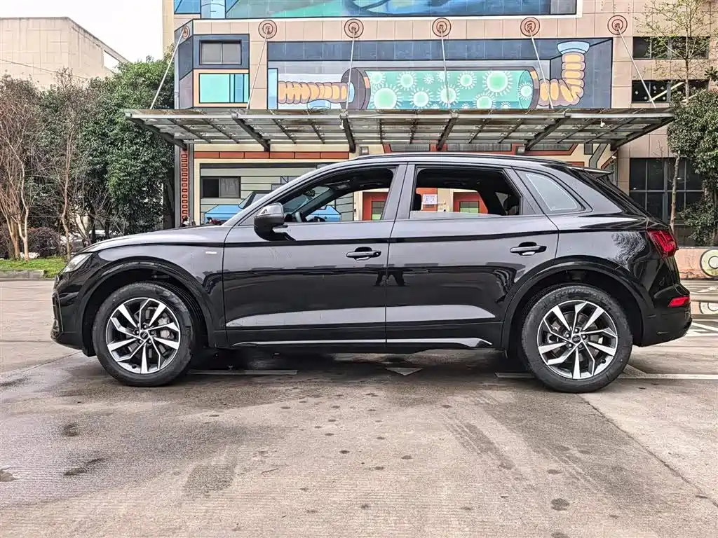 Audi Q5L — миниатюра 16