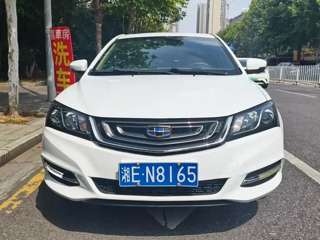 Geely Emgrand — миниатюра 2