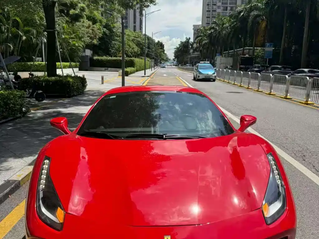 Ferrari 488 2018