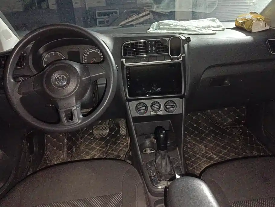 Volkswagen Polo — миниатюра 12