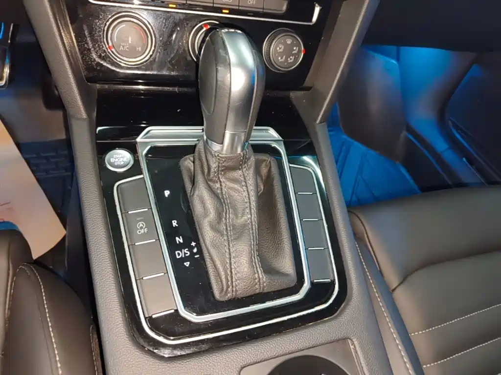 Volkswagen Magotan — миниатюра 14