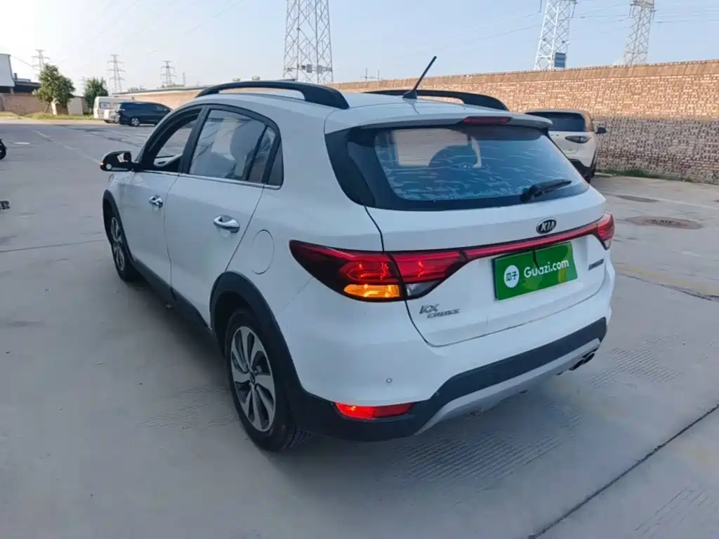 Kia KX Cross — миниатюра 5