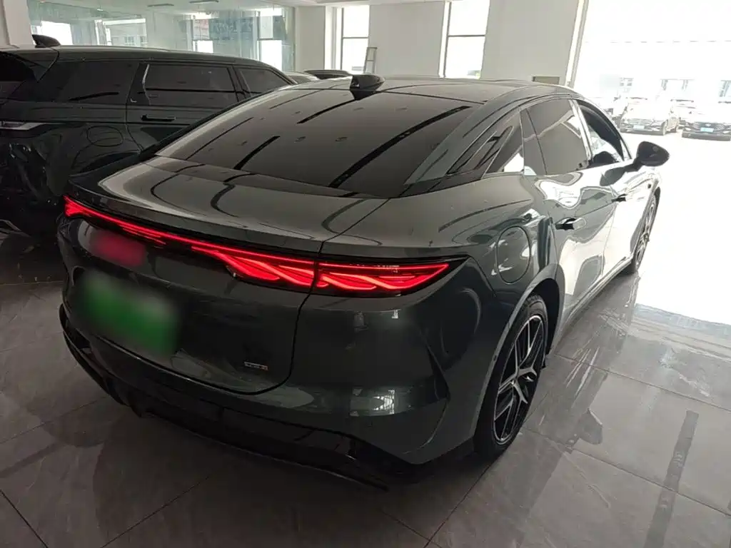 BYD Han L — миниатюра 7