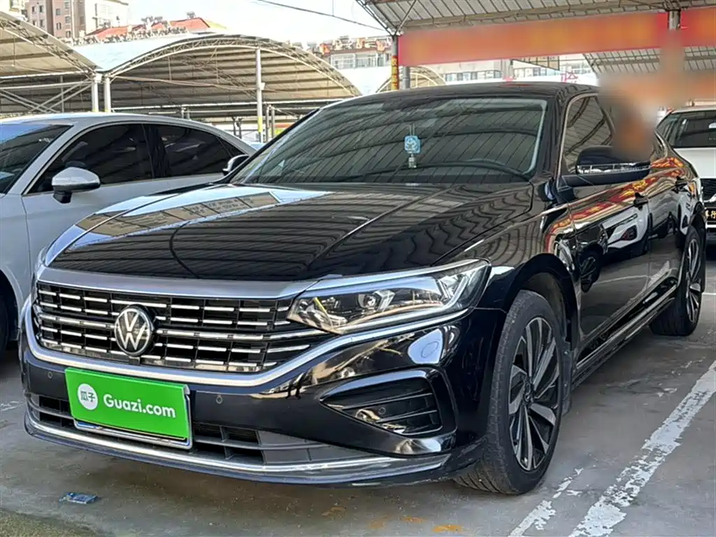 Volkswagen Passat 2023