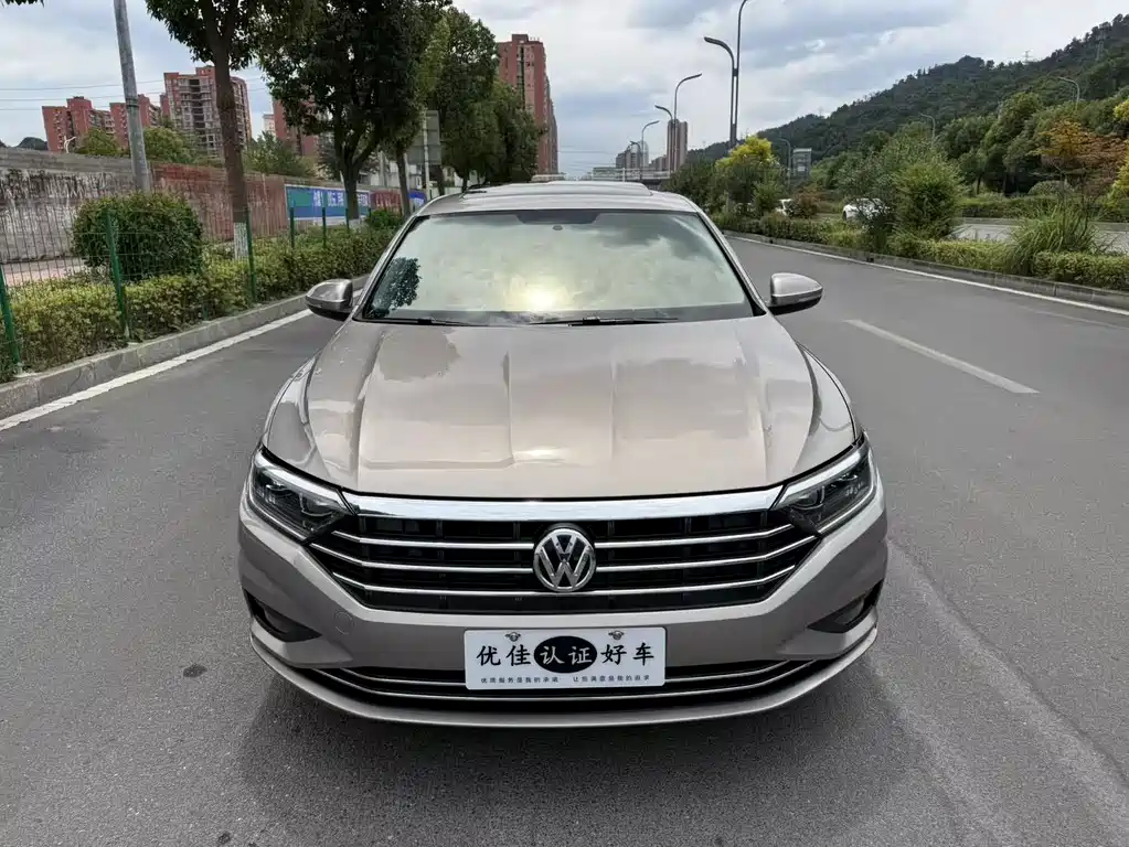 Volkswagen Sagitar — миниатюра 2