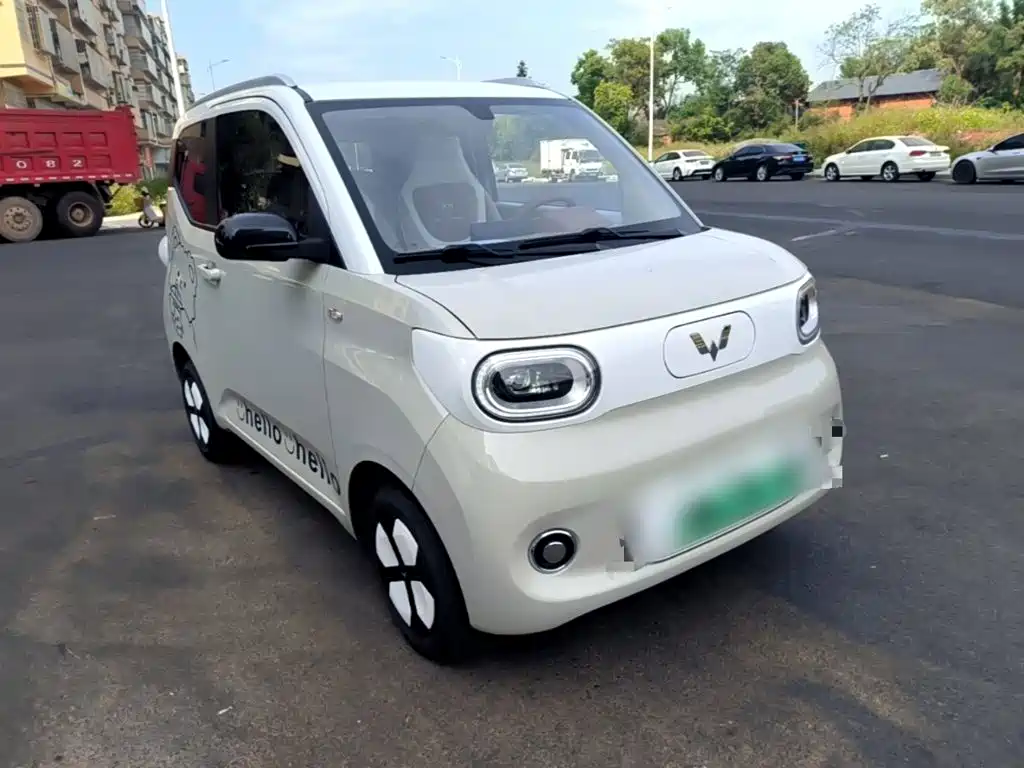 Wuling MINIEV — миниатюра 4