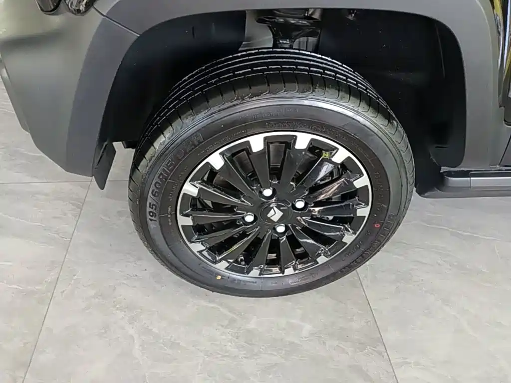 Baojun Yueye — миниатюра 23