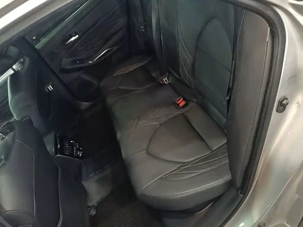 Toyota Avalon — миниатюра 17