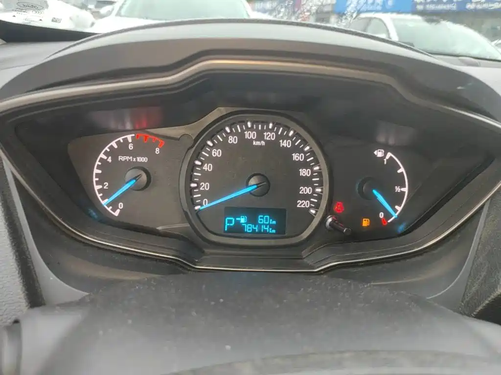 Ford Escort — миниатюра 12