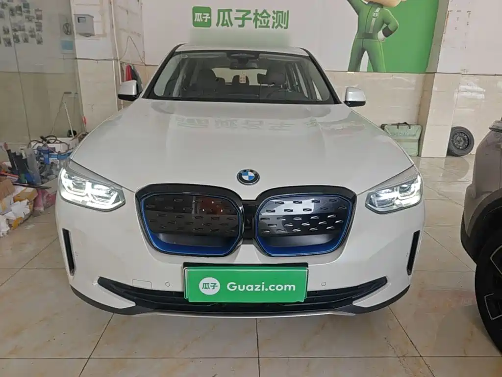 BMW iX3 — миниатюра 3