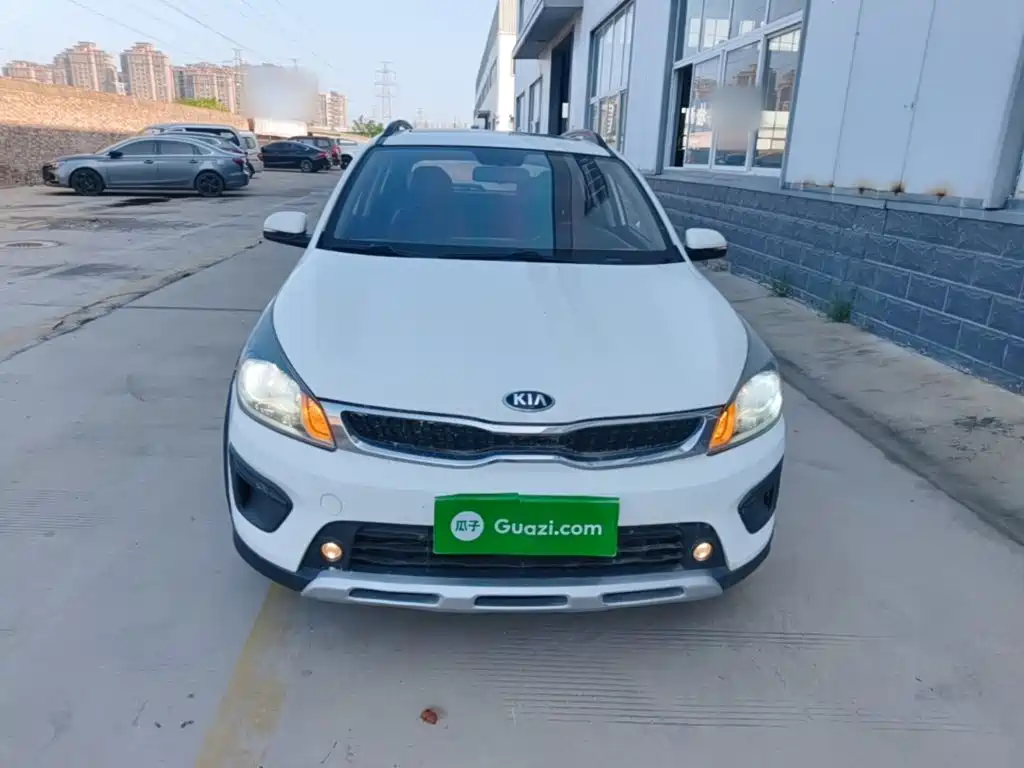 Kia KX Cross — миниатюра 3